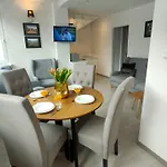 2-poziomowy Uroczy Widok Daire